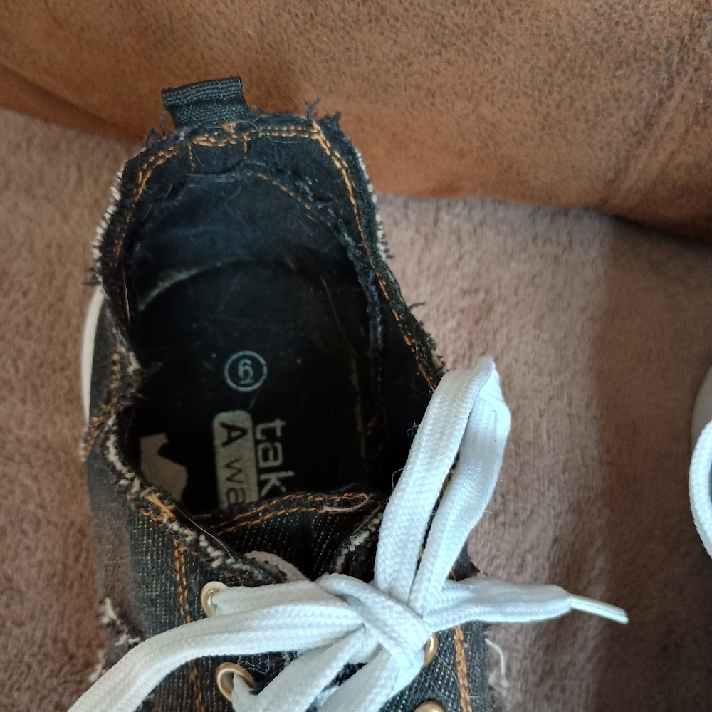 Take A Walk Denim Lace Up Sneakers Women’s Size 6 Casual Distressed Look White S - Picture 5 of 12